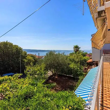 Four-bedroom In Ii 아파트 *