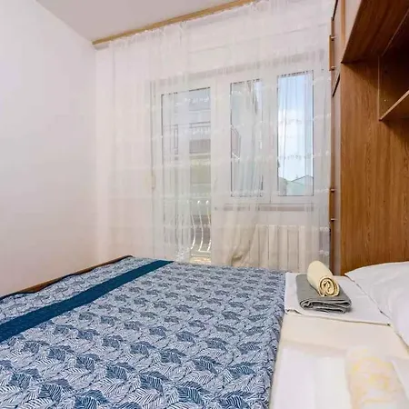 Four-bedroom In Ii