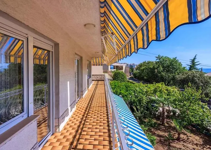 Appartement Four-bedroom In Ii Crikvenica