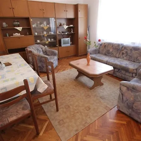 Four-bedroom In Ii * Crikvenica