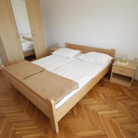 Four-bedroom In Ii