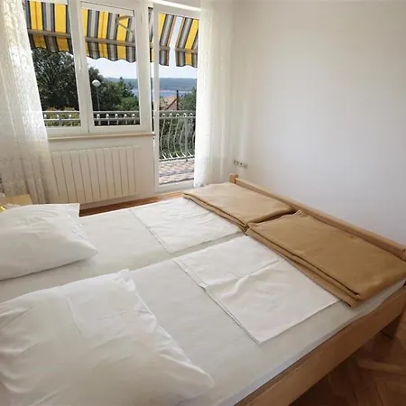 Four-bedroom In Ii Apartment Crikvenica