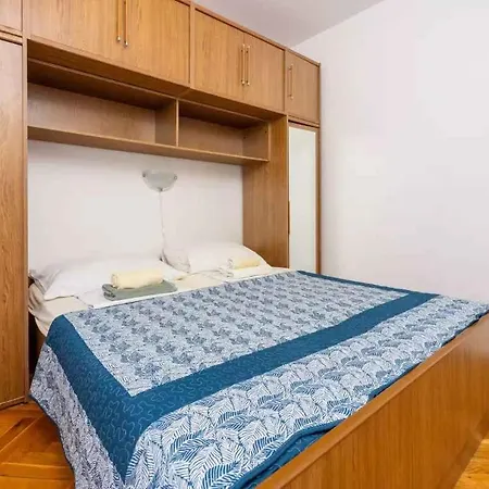 Four-bedroom In Ii Apartment Crikvenica