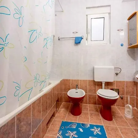 Apartment Four-bedroom In Ii Crikvenica