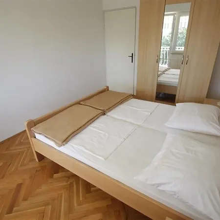 Four-bedroom In Ii