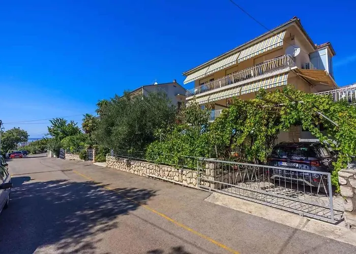 Four-bedroom In Ii *