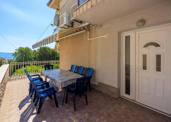 Four-bedroom In Ii *
