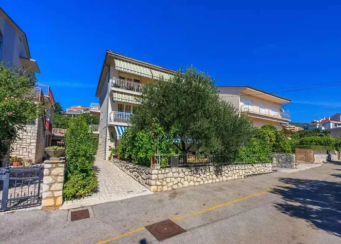 Four-bedroom In Ii