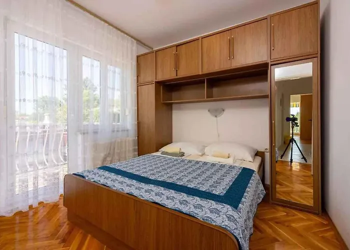 Four-bedroom In Ii Crikvenica